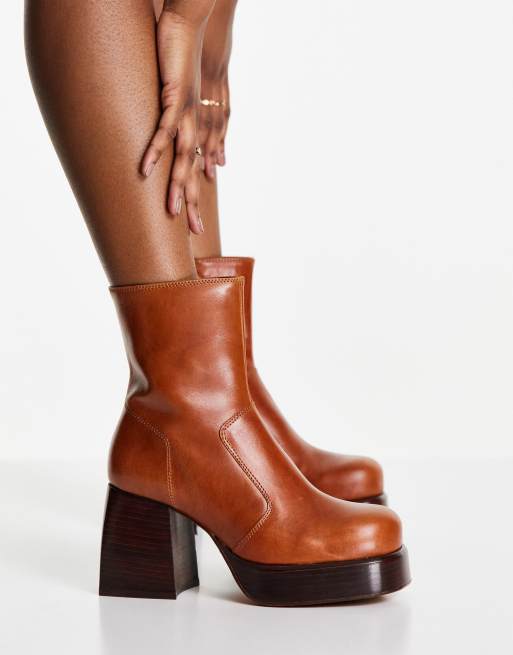 Botas color tostado con tacón y plataforma de cuero premium Rowan de ASOS DESIGN, 4 de 4