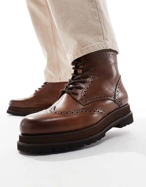 Botas color tostado de cuero con cordones y suela doble apilada de ASOS DESIGN