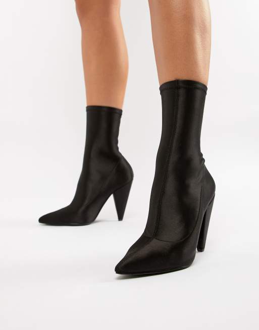 Botas con puntera en punta Elope de ASOS DESIGN