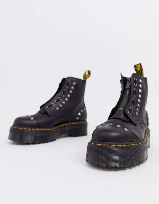 Dr martens outlet negras plataforma tachuelas