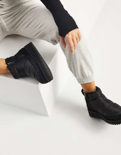 cortas negras Ridge de UGG | ASOS