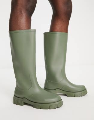 Botas de agua caquis con suela de ASOS |