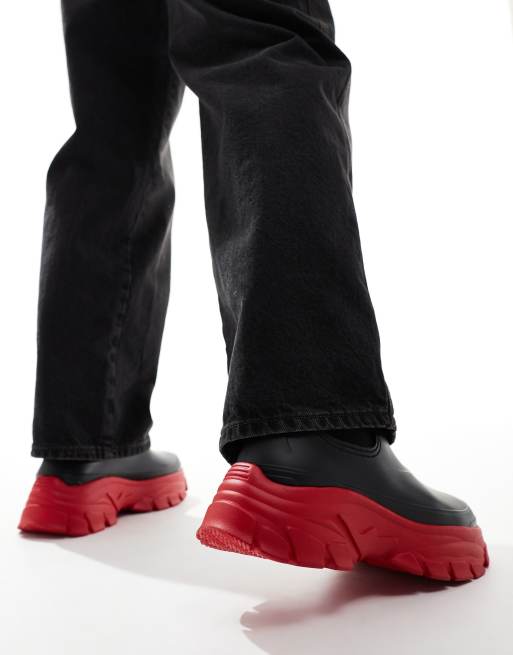 Botas de agua negras con suela gruesa roja en contraste de ASOS DESIGN, 3 de 4