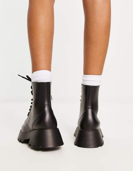 Botas de agua negras con suela gruesa y cordones Galaxy de ASOS DESIGN, 2 de 4