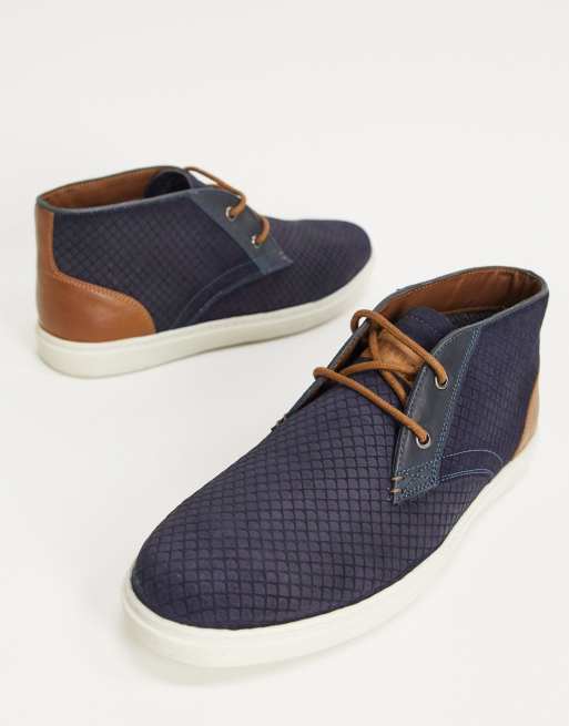 Botas de estilo casual con cordones en ante con relieve en azul marino de Dune