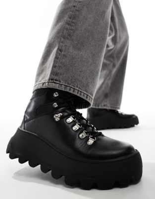 Botas de montaña negras con cordones y suela gruesa de ASOS DESIGN - view 1