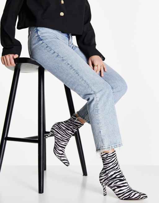 Botas estilo calcetín elásticas con estampado de cebra Ray de ASOS DESIGN