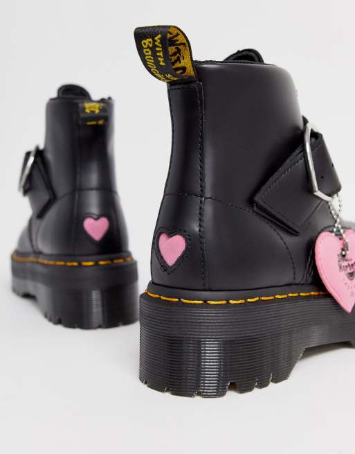 Botas gruesas con hebillas de Dr. Martens x Lazy Oaf ASOS