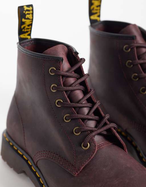 Botas marrón oscuro de 6 pares de ojales de cuero Crazy Horse 101 de Dr Martens, 2 de 4