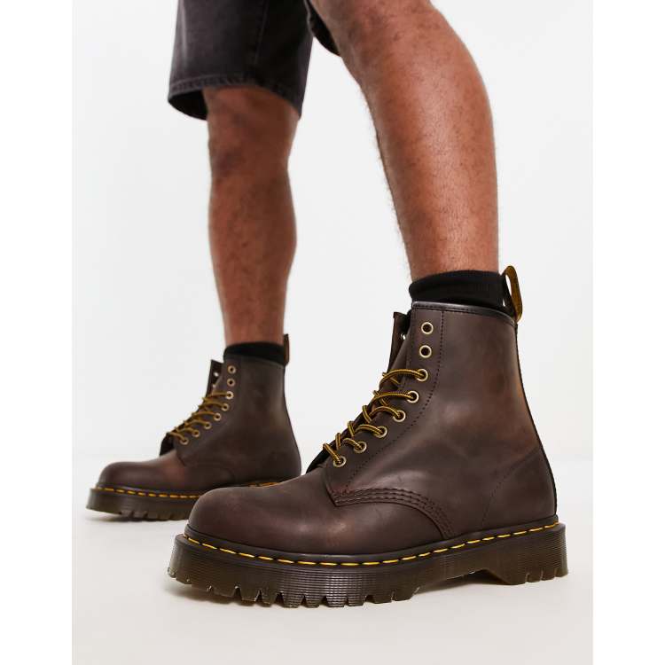 Dr martens marrones uñas sale