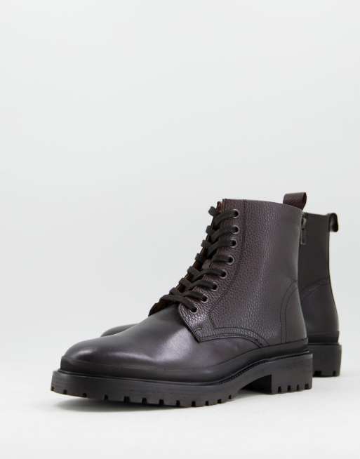 Botas marrones con cordones de River Island