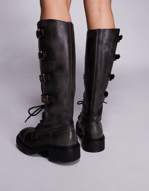 Botas marrones con lavado vintage, cordones y detalles de hebillas Rox DK de Steve Madden, 3 de 4