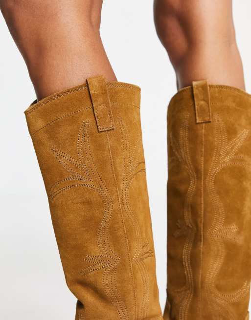 Botas marrones de estilo cowboy de de Mango | ASOS