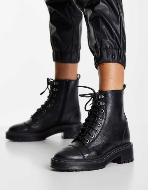 Botas militares clásicas con cordones de cuero River Island |