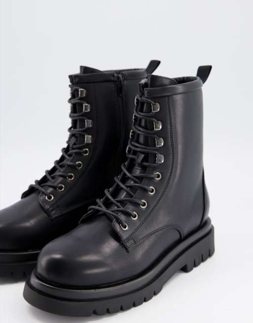 Botas militares negras con cordones y suela gruesa Truffle Collection ASOS