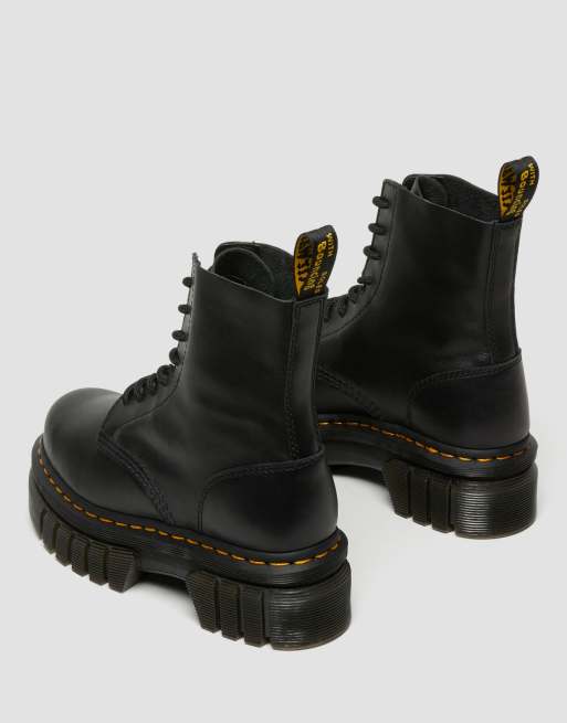 Botas negras con 8 ojales y suela gruesa Audrick de Dr Martens, 3 de 4