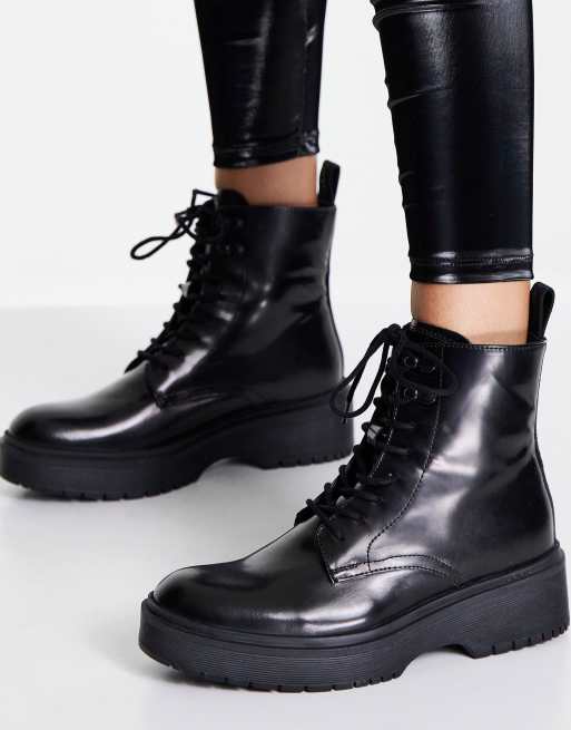 Botas negras con cordones de cuero de Levi s ASOS