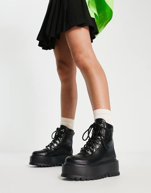 Botas negras con cordones plataforma plana de | ASOS