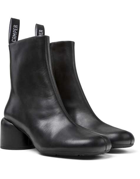 Botas negras con suela gruesa de Camper - view 1