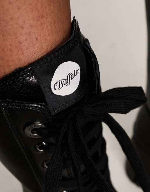 Botas negras con suela gruesa Vegan de Buffalo ASOS