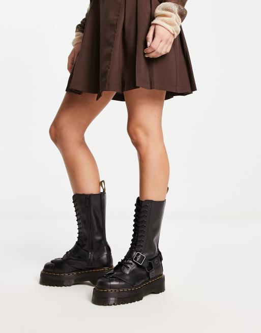 melocotón Autor tímido Botas negras de cuero con detalle tipo arnés 1914 Quad de Dr Martens | ASOS