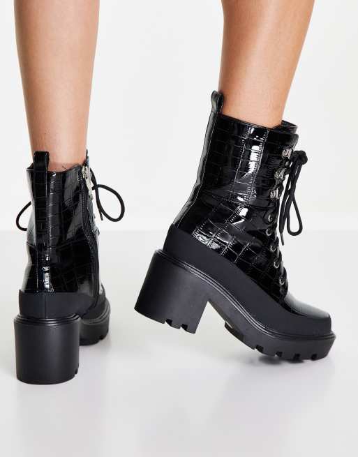 Botas negras de efecto cocodrilo con cordones de charol de SIMMI London, 3 de 4