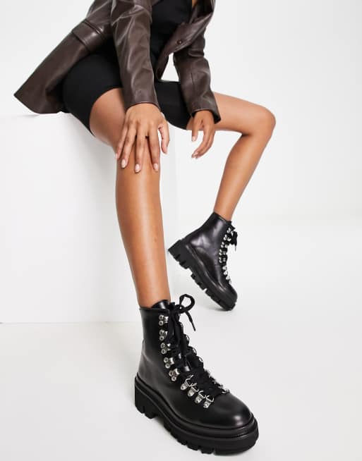 Botas negras de montaña con detalles dorado metalizado de cuero Franka de AllSaints