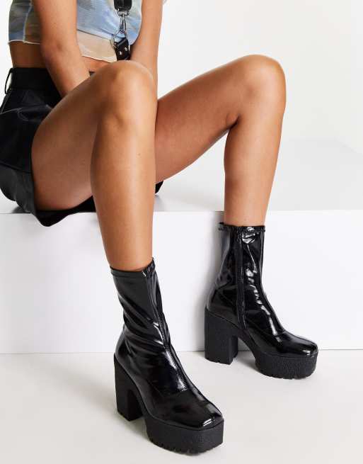 Botas negras estilo calcetín de tacón alto de charol Elena de ASOS DESIGN Wide Fit, 3 de 4