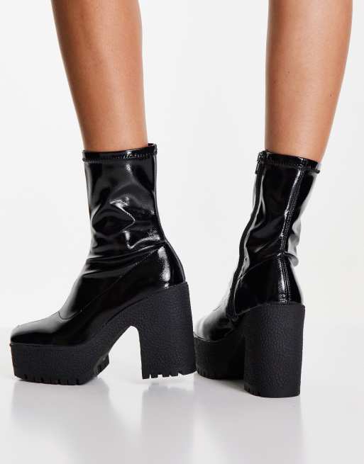 Botas negras estilo calcetín de tacón alto de charol Elena de ASOS DESIGN Wide Fit, 4 de 4
