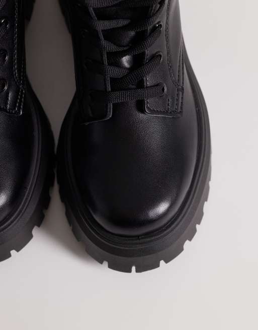 Botas negras planas con cordones Ava de ASOS DESIGN, 2 de 4