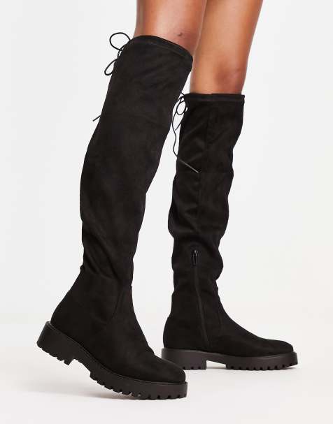 Botas negras planas por la rodilla de New Look - view 1