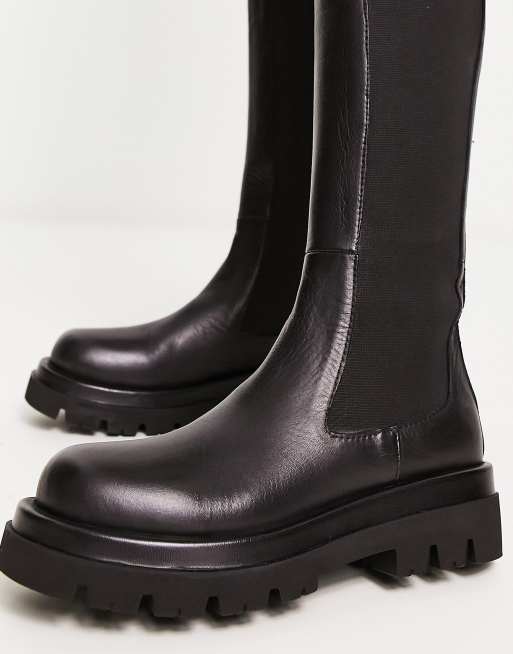 Botas negras por la rodilla con suela gruesa de cuero de NA-KD ASOS