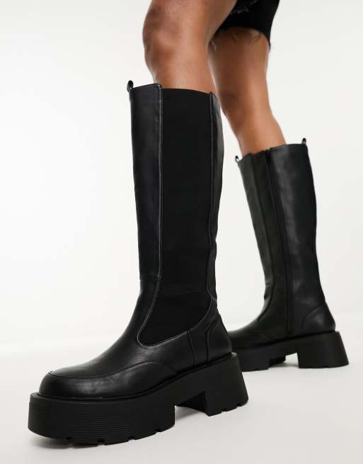 Botas negras por la rodilla con suela gruesa Evergreen de Public Desire