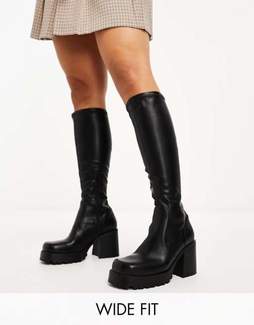 Botas negras por la rodilla con tac n Command de ASOS DESIGN Wide Fit