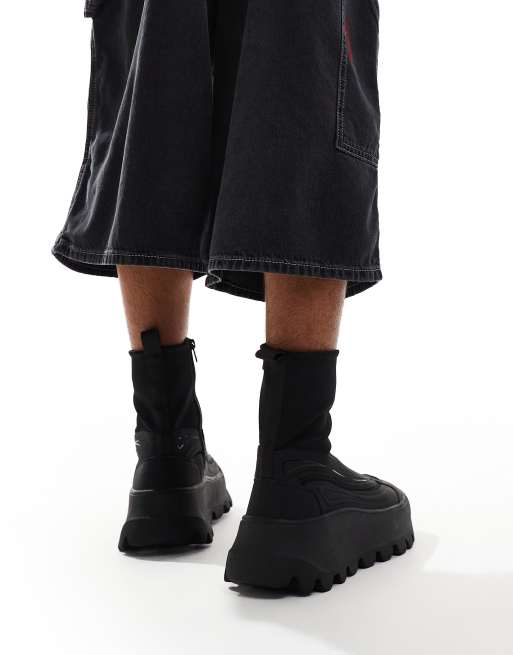 Botas negras sin cierres con suela gruesa de tejido efecto neopreno de ASOS DESIGN, 4 de 4