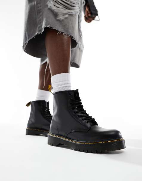 Botas negro liso unisex con 8 pares de ojales con suela Bex 1460 de Dr Martens - view 1
