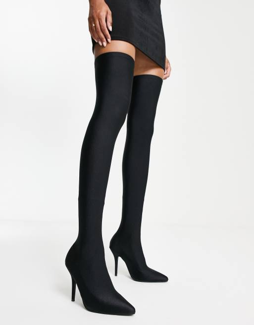 Botas por el muslo negras Heart Out de Azalea Wang