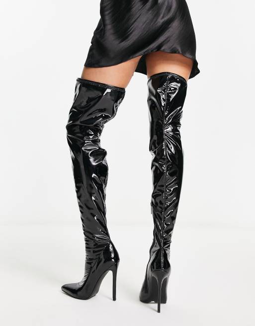 Botas por encima de la rodilla negras con tacón de charol Koko de ASOS DESIGN, 2 de 4