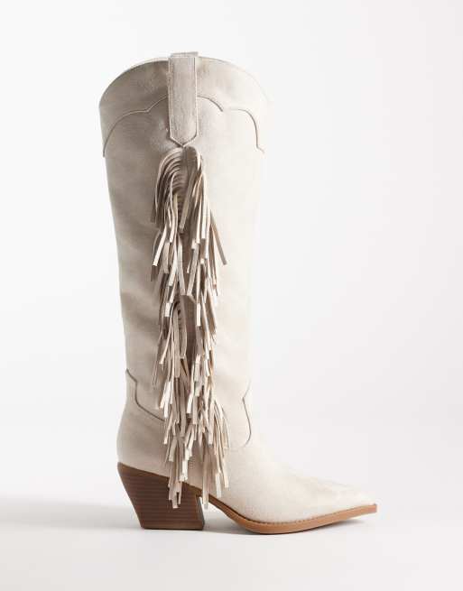 Botas por la rodilla color crema de estilo wéstern con flecos de antelina de Glamorous, 1 de 4