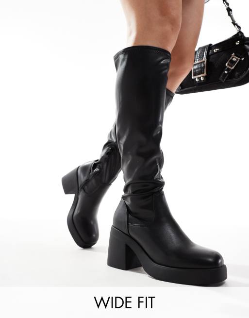Botas por la rodilla negras de estilo calcetín con tacón grueso de SEQWL Wide Fit