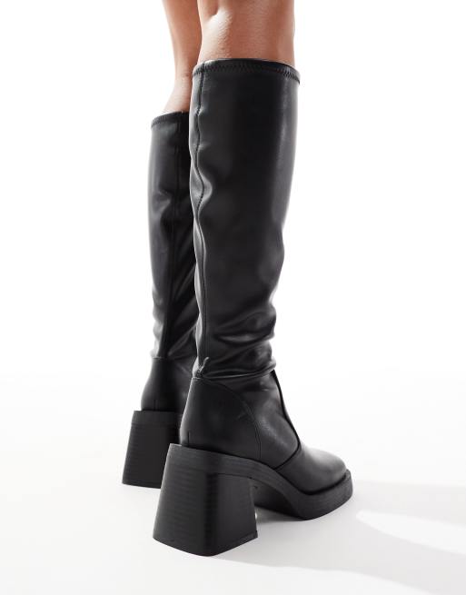 Botas por la rodilla negras de tacón Charlotte de ASOS DESIGN, 2 de 4