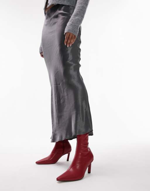 Botas rojas estilo calcetín de tacón con puntera fina Olive de Topshop 
