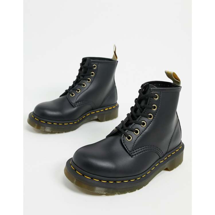 Botas veganas con 6 ojales en negro 101 de Dr Martens ASOS