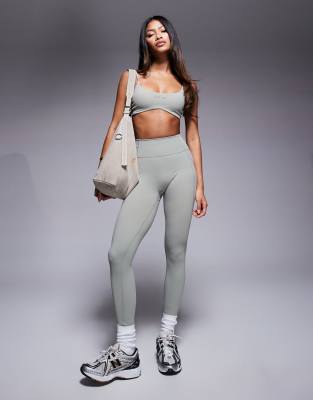 high rise leggings in mineral - part of a set-Green
