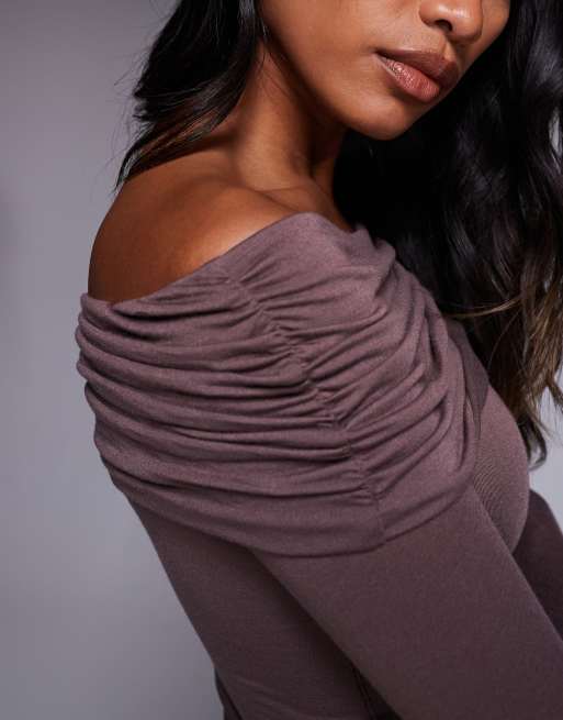 Bo+Tee off shoulder long sleeve top co-ord in taupe, 3 of 4