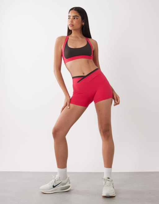 Bo+Tee sports bra and shorts co-ord in pink, 3 of 4