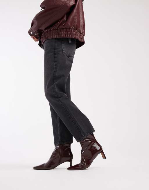 Botines burdeos con tacón alineado atrás Eliza de ASOS DESIGN, 3 de 4