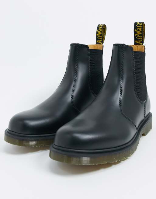 Botines Chelsea negros 2976 de Dr Martens ASOS