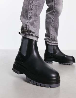 Botines Chelsea negros y grises con suela gruesa en contraste de London Rebel X
