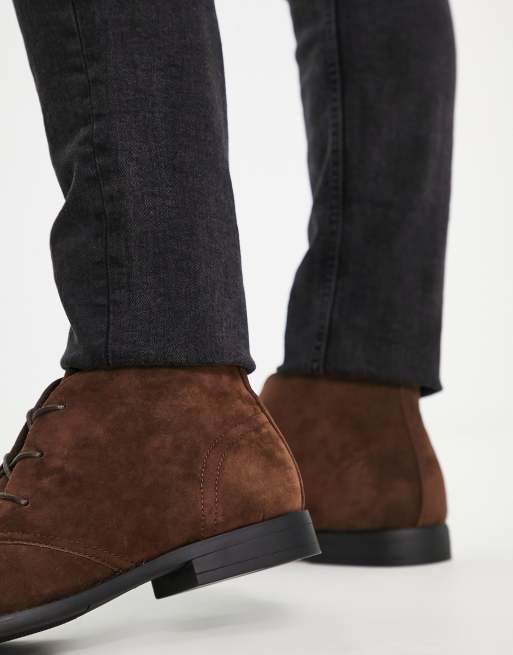 Botines chukka de antelina en marrón de ASOS DESIGN, 3 de 4